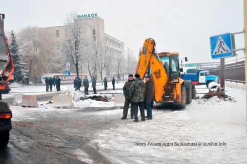 На оживленной улице Бобруйска образовался провал!
