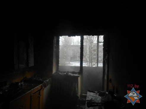 Нетрезвого мужчину пришлось спасать из горящего дома 3 раза