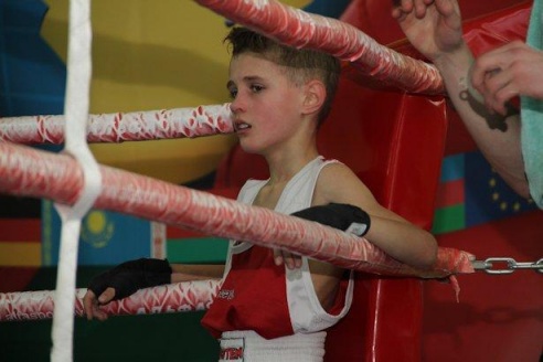 В Барановичах проходит республиканский турнир по боксу среди юниоров