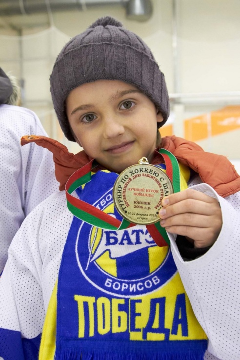 Хоккей: бой с Брянском