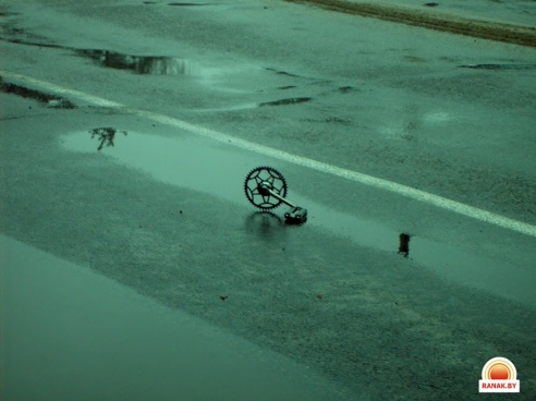 В Светлогорске на пешеходном переходе насмерть сбили велосипедиста (фото)