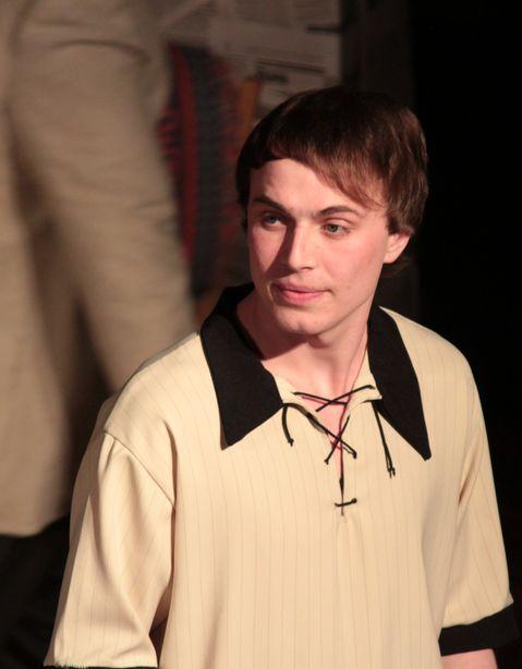 В Барановичах состоялась премьера спектакля «Фронтовичка»