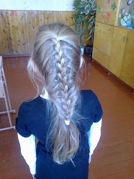 Мамы учеников Барановичской гимназии сделали детям праздничные прически