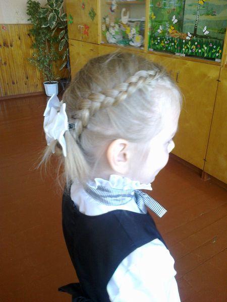 Мамы учеников Барановичской гимназии сделали детям праздничные прически