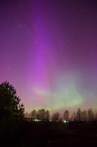 ФОТОФАКТ: В Браславе и Глубоком запечатлели редкое для Беларуси природное явление – северное сияние