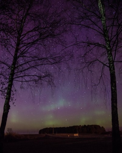 ФОТОФАКТ: В Браславе и Глубоком запечатлели редкое для Беларуси природное явление – северное сияние