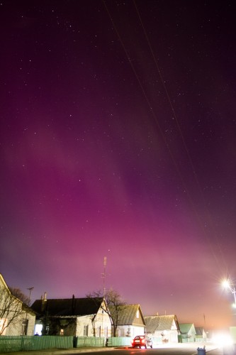 ФОТОФАКТ: В Браславе и Глубоком запечатлели редкое для Беларуси природное явление – северное сияние