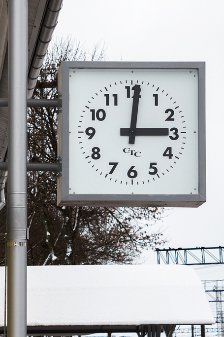 Узнай часы на фасадах барановичских зданий