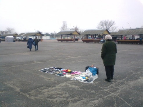 Фотофакт: пустой центральный рынок в Светлогорске 1 марта 2015 года