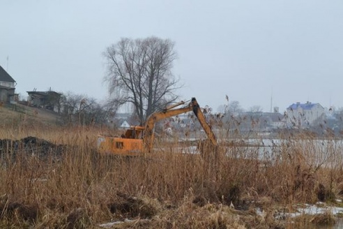 В Глубоком вокруг озера Кагальное достроят набережную (ФОТО)