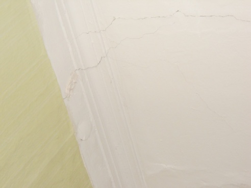 Школа в Дрибине разваливается на глазах