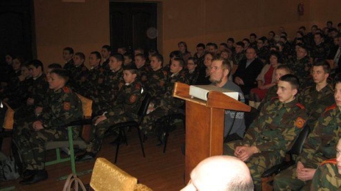 Баранавіцкія літаратары чыталі вершы кадэтам