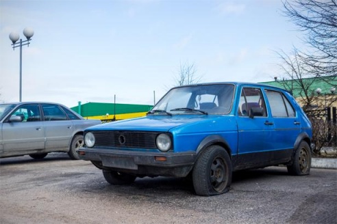 Автохлам на улицах города Барановичи