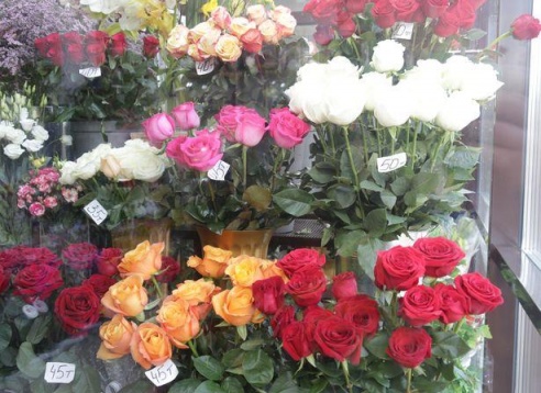 Подорожают ли цветы накануне женского праздника в Барановичах?