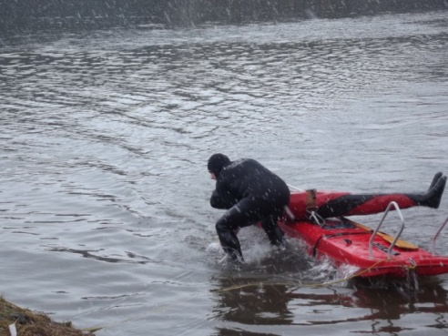 Сотрудники Вилейского РОЧС стали вторыми на областном первенстве среди спасателей-пловцов и водолазов (ФОТО)