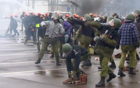 Баранавіцкія фанаты: Для нас галоўнае – падтрымка каманды, а не палітыка