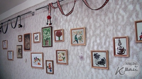 Работы из бисера можно увидеть на выставке Елены Добровольской “Эмоцыі ў кветкавым раі” в Глубоком (ФОТО, ВИДЕО)