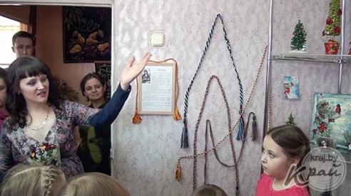 Работы из бисера можно увидеть на выставке Елены Добровольской “Эмоцыі ў кветкавым раі” в Глубоком (ФОТО, ВИДЕО)