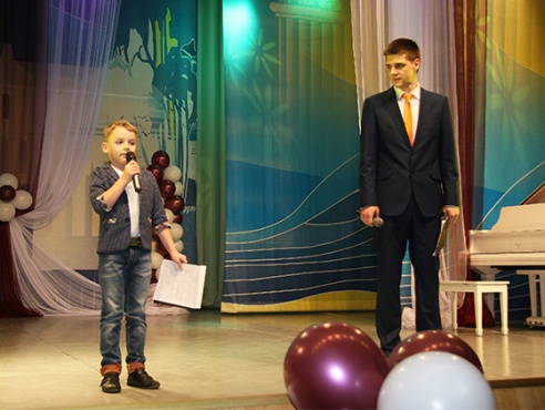 У Паставах прайшла ўрачыстасць, прысвечаная Дню жанчын (+фота)