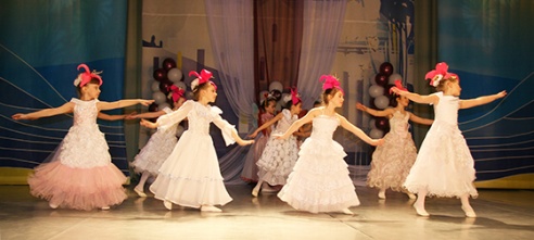 У Паставах прайшла ўрачыстасць, прысвечаная Дню жанчын (+фота)