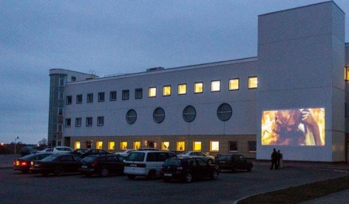 В барановичском автокинотеатре прошел первый тестовый показ фильма