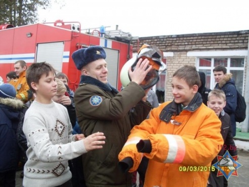 Учащиеся средней школы №2 Глубокого могли почувствовать себя спасателями (ФОТО)