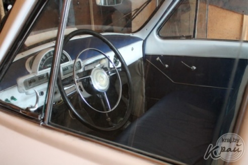 Реставратор из Вилейки Анатолий Курдеко возвращает к жизни советские «Волги» (ФОТО)