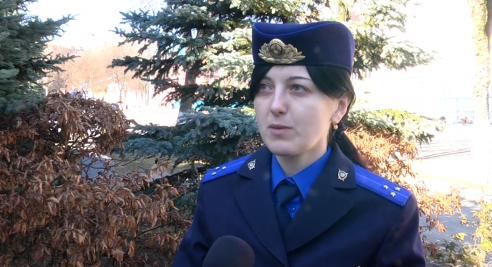 В Мозыре парень и девушка пытались похитить из магазина женское белье, однако были задержаны и попали на камеру