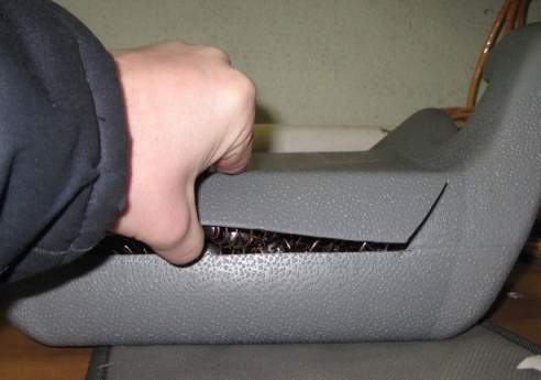 Жителя Барановичей задержали на границе с контрабандой рыболовных снастей на сумму 30 млн рублей