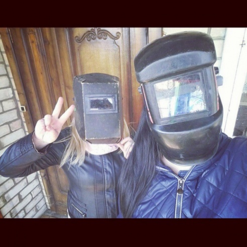 Жители Слуцка наблюдали солнечное затмение