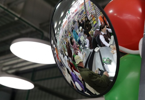 ФОТОФАКТ: В Барановичах открылся торговый центр "Корона"