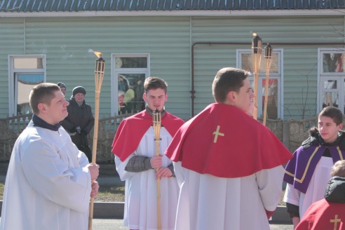 Па баранавіцкіх вуліцах прайшоў Крыжовы шлях