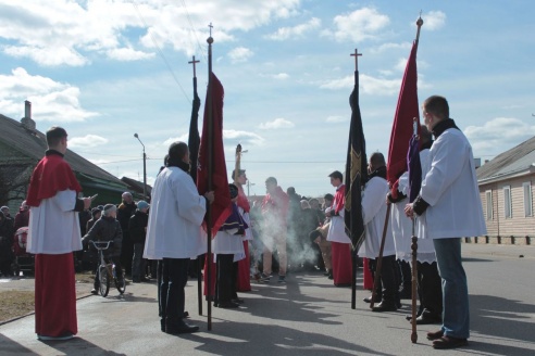 Па баранавіцкіх вуліцах прайшоў Крыжовы шлях