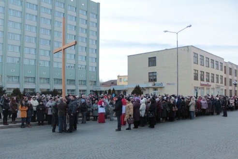 Па баранавіцкіх вуліцах прайшоў Крыжовы шлях