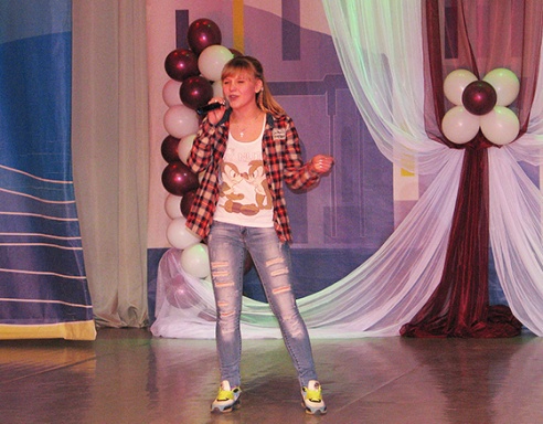 22 сакавіка адбыўся традыцыйны фестываль эстраднай песні “Пастаўскія зоркі і зорачкі” (+фота)