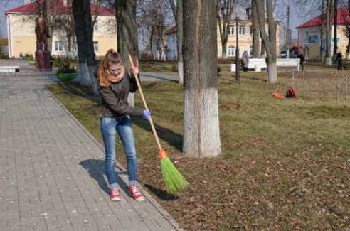 ФОТОРЕПОРТАЖ: Как в Глубоком и районе 21 марта прошел субботник