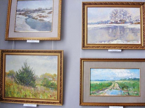 На выставке горецкого художника пишутся стихи