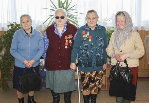 Пастаўчанам уручаны юбілейныя медалі (+фота)