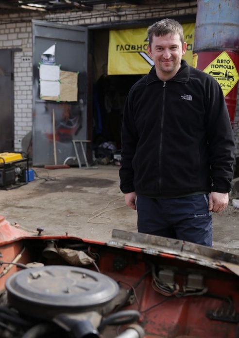 Барановичские автолюбители готовятся к боям на автомобилях