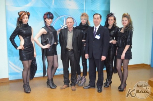 Фасовку круп на скорость и ответы на каверзные вопросы продемонстрировали будущие продавцы в Вилейке (ФОТО)