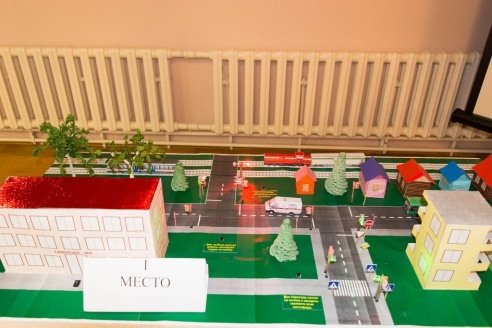 Барановичская ГАИ поздравила победителей конкурса «Безопасные дороги детства»