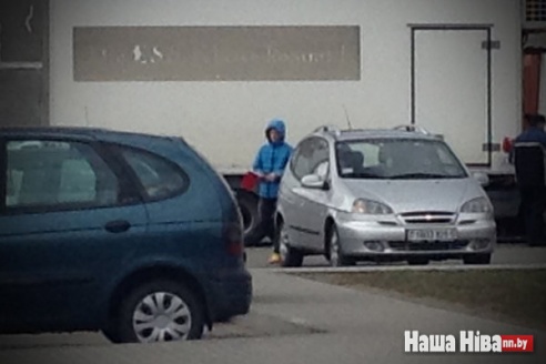 Журналист «Нашай Нівы» «раскусил» схему действия глухонемых возле Евроопта