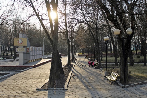 Фотофакт: В Витебске с доски почета упала стоматологическая поликлиника