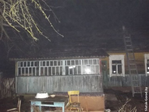 За выходные в Слуцком районе произошло два пожара, в результате которых погибли люди