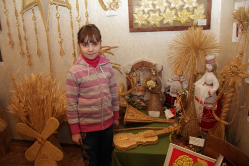 Сразу две выставки организовали в Кобринском РЦДТ