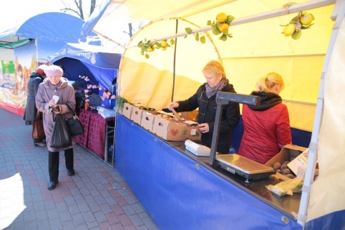 В Барановичах открылась торговая ярмарка