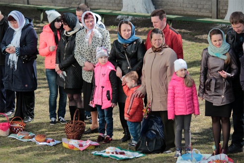 Освящение пасхальной пищи в Барановичах