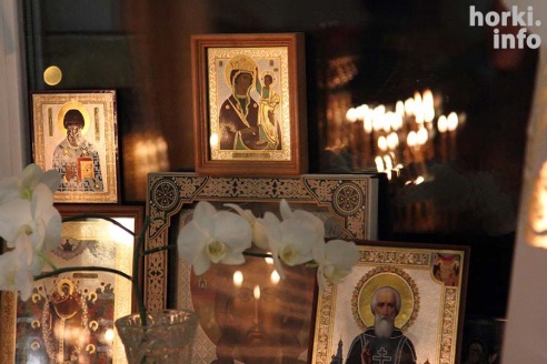 Пасха в Горках: всеночная. ФОТО