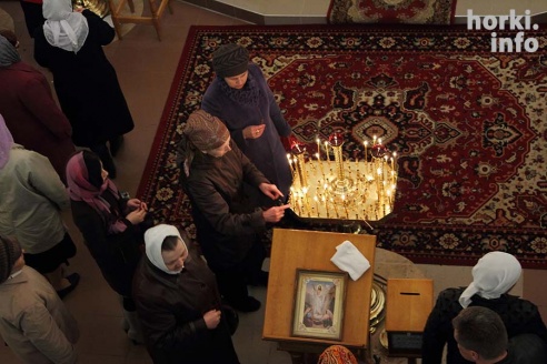 Пасха в Горках: всеночная. ФОТО