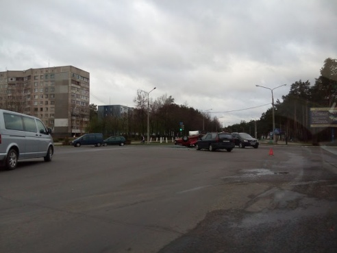 Фотофакт: в Светлогорске автомобиль перевернулся «вверх ногами»